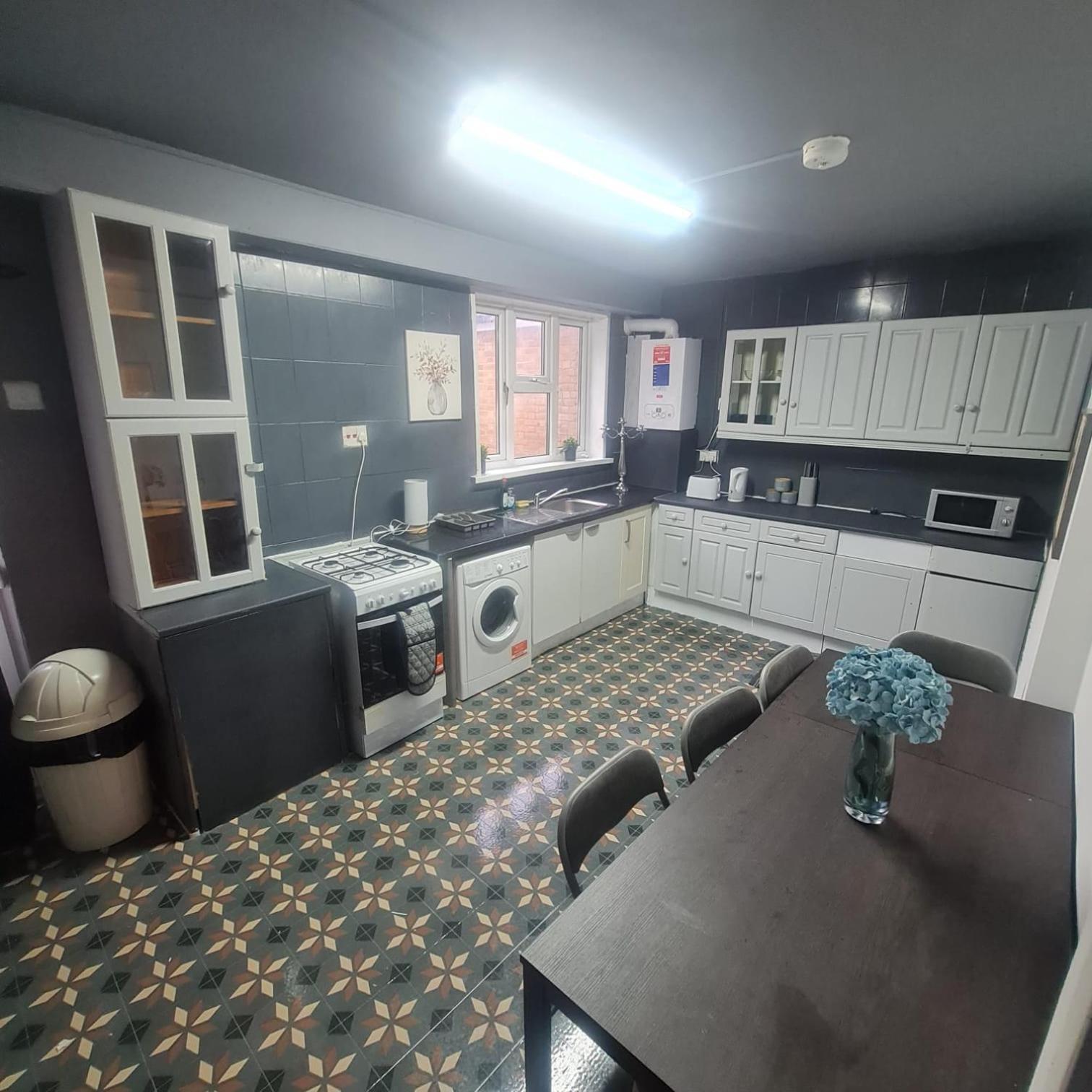 Habitación en casa particular Colebert Avenue Londres